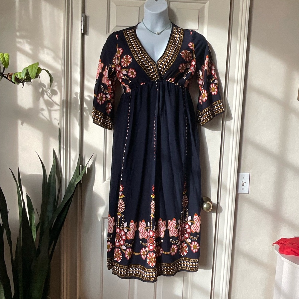 Adorable rayon dress 3/4 sleeve